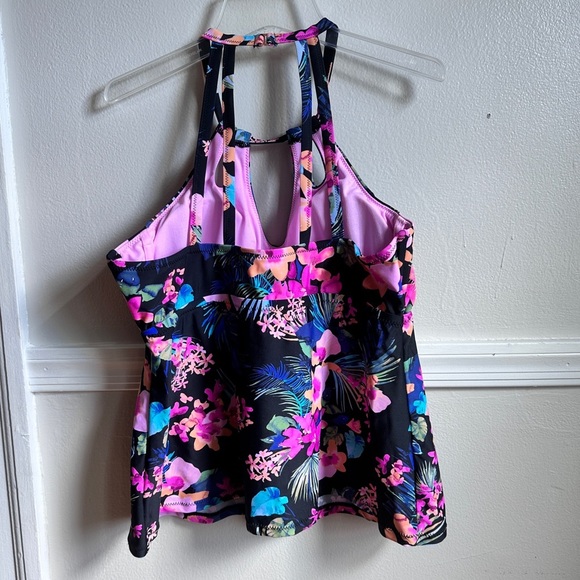 Raisins Curve Women's Plus Rosalie Poolside Underwire Tankini Swimsuit Top 14W - Picture 3 of 17